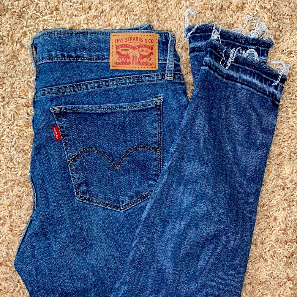 Levi’s 711 Skinny Denim